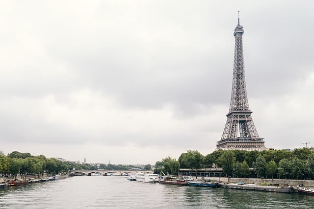 Les meilleures astuces pour économiser l'eau dans votre plomberie parisienne